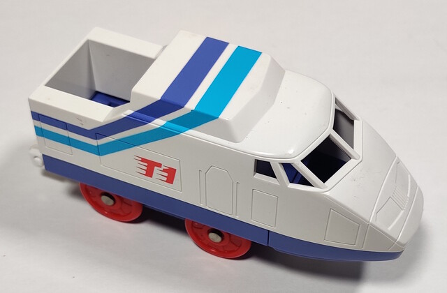 1994 europe tomy tomytrain toy train tt_hi-speed_express tt_tomytrain_2_(1993) // 1842x1209 // 497KB